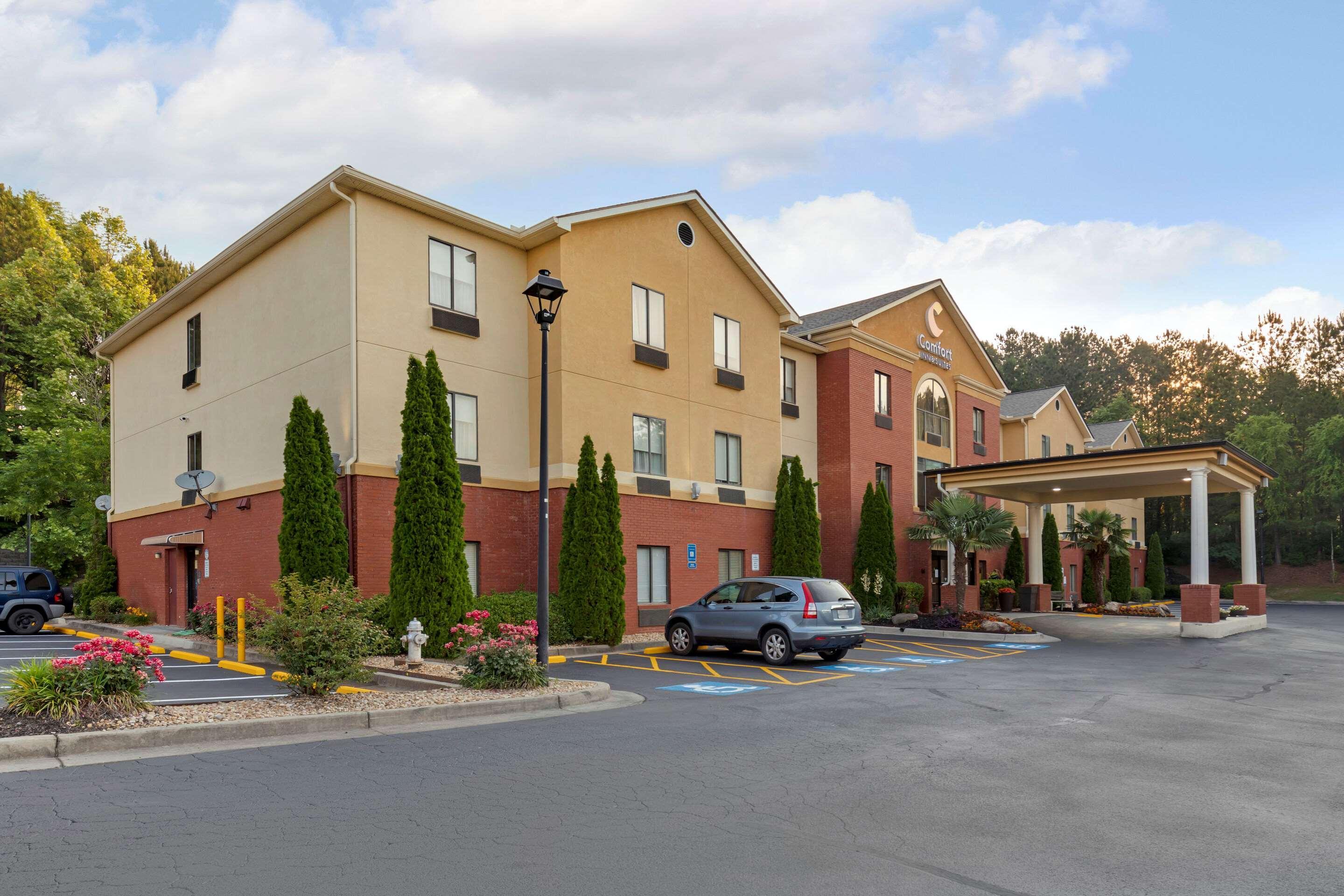 Comfort Inn & Suites Canton Exterior photo